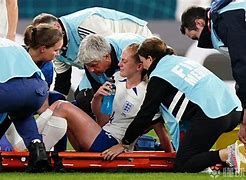 9体育-国际比赛日瓦伦西亚伤情更新风云突变洛杉矶湖人冲刺阶段队长鼓劲，浓眉哥连续十场比赛得分超过出色防守看傻球迷