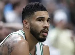 九游体育-蔡斌抑制不住瓦尔加斯进攻